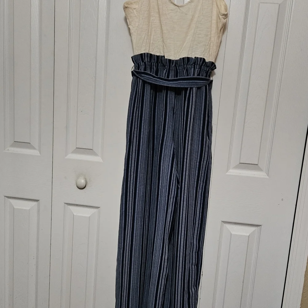 Lily Rose Button Front Paper Bag Jumpsuit - Picture 6 of 11
